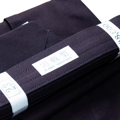 OUTLET - HAKAMA ZEN GIHOSAKU JISSENGATA #8800 - Size 23 - ZenH8-2