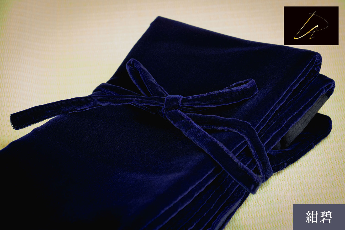 MADE IN JAPAN - VELVET SHINAI BAG