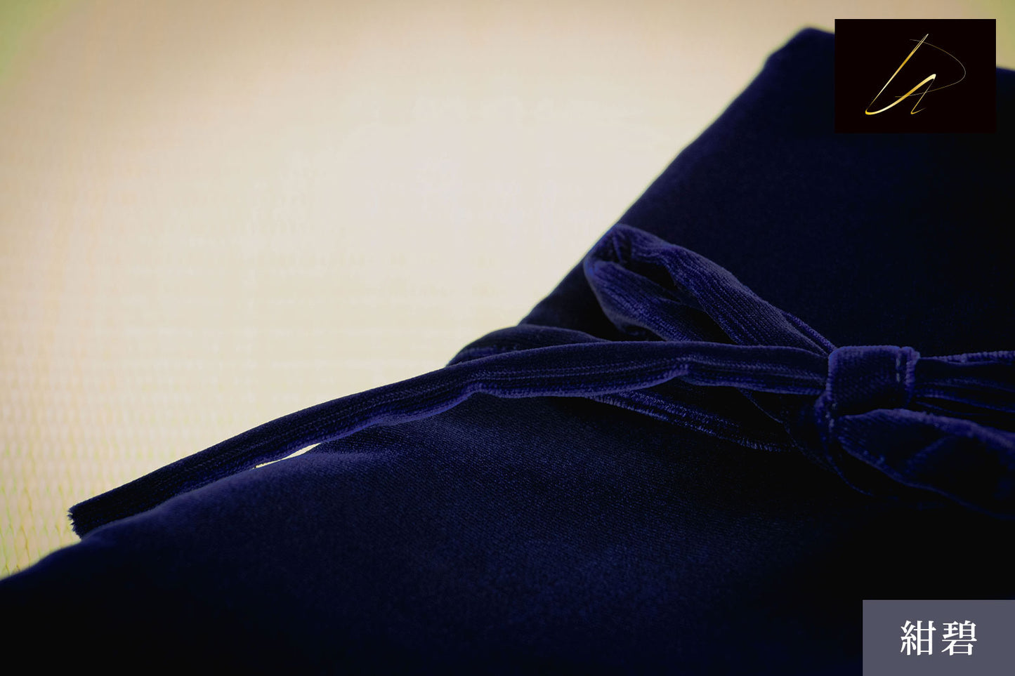 MADE IN JAPAN - VELVET SHINAI BAG