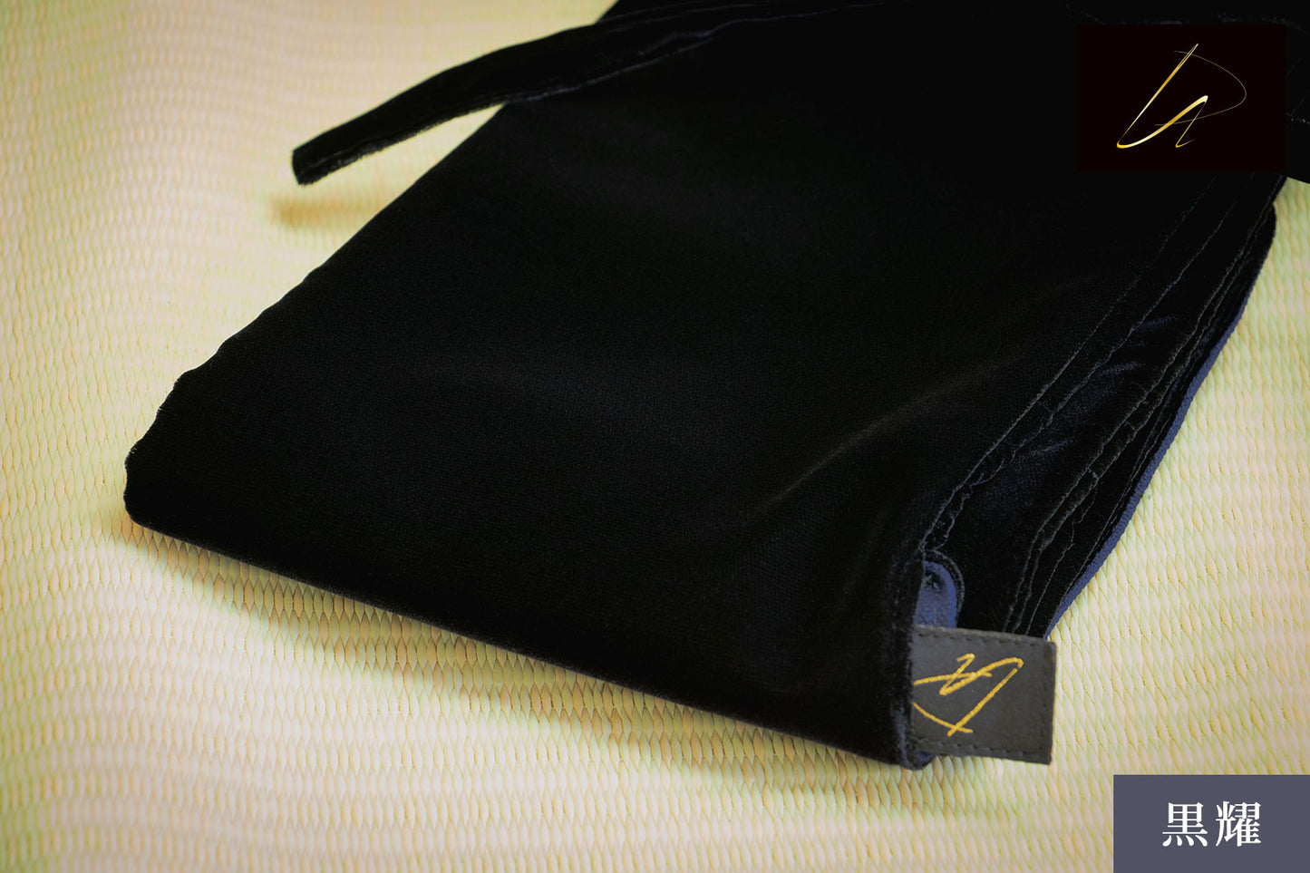 MADE IN JAPAN - VELVET SHINAI BAG