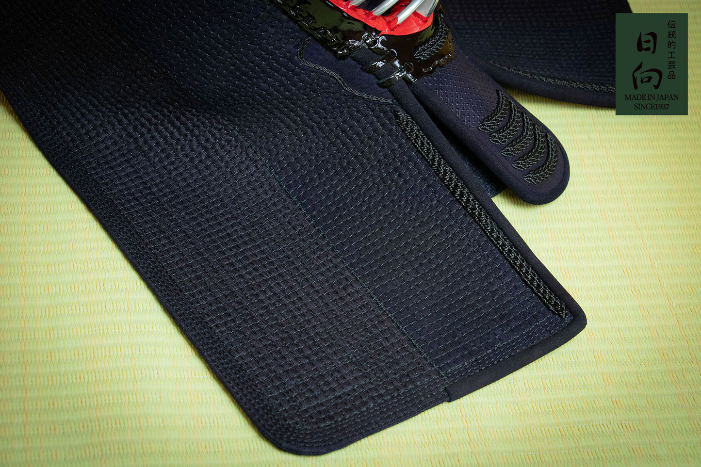 HIMUKA BLACK  - BOGU SET